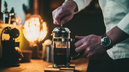 フレンチプレスで楽しむコーヒーの世界：おすすめ豆と淹れ方のポイント